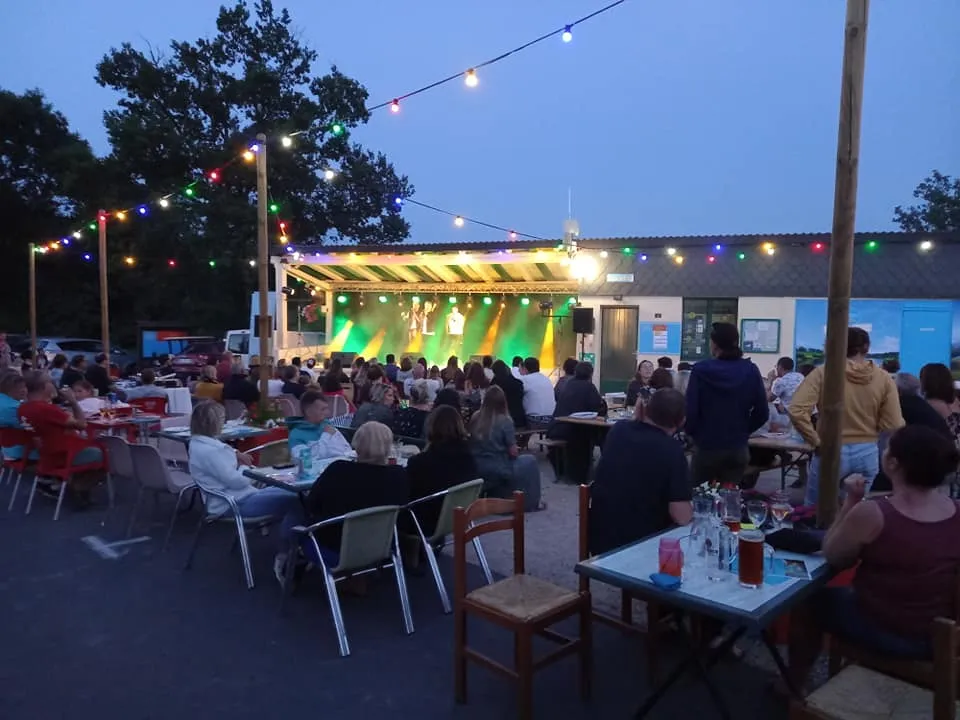 Des soirées festives et conviviales dont le célèbre Paradis des Stars